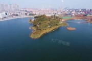 网友爆料水上公园视频,水上公园惊险刺激，游客尖叫连连